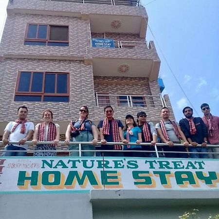 Natures Treat Homestay Tānsen エクステリア 写真