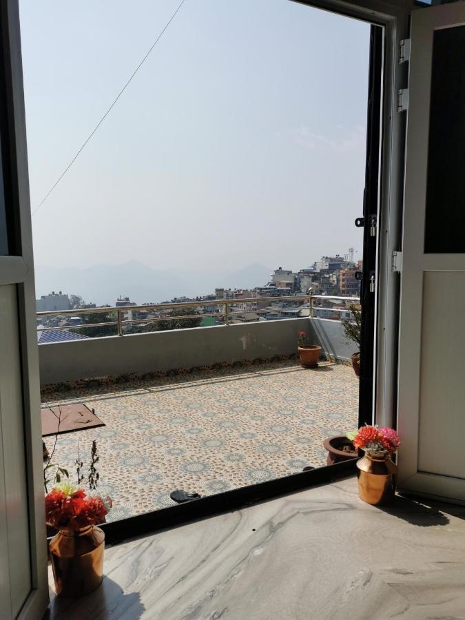 Natures Treat Homestay Tānsen エクステリア 写真