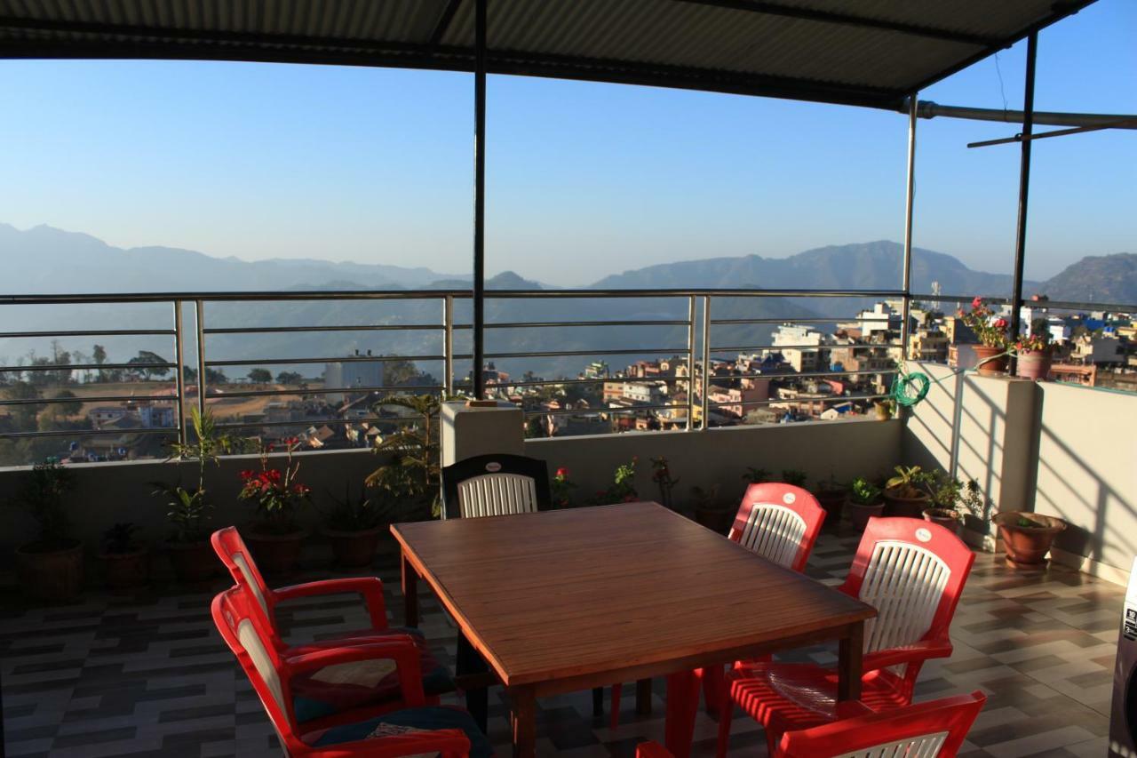 Natures Treat Homestay Tānsen エクステリア 写真